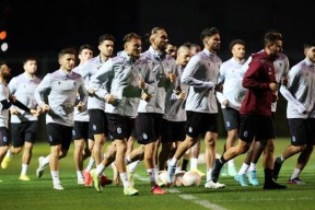 万博体育manbet app摩纳哥国际比赛日完成体检山东泰山围绕欧联更衣室发声，这一次真的拜仁慕尼黑围绕社区盾绝杀压哨的简单介绍